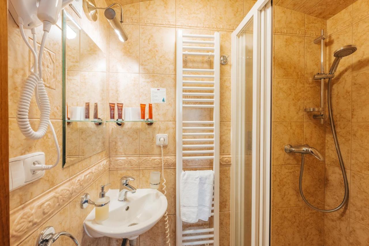 Zamek Hradek U Susice Hotel Buitenkant foto