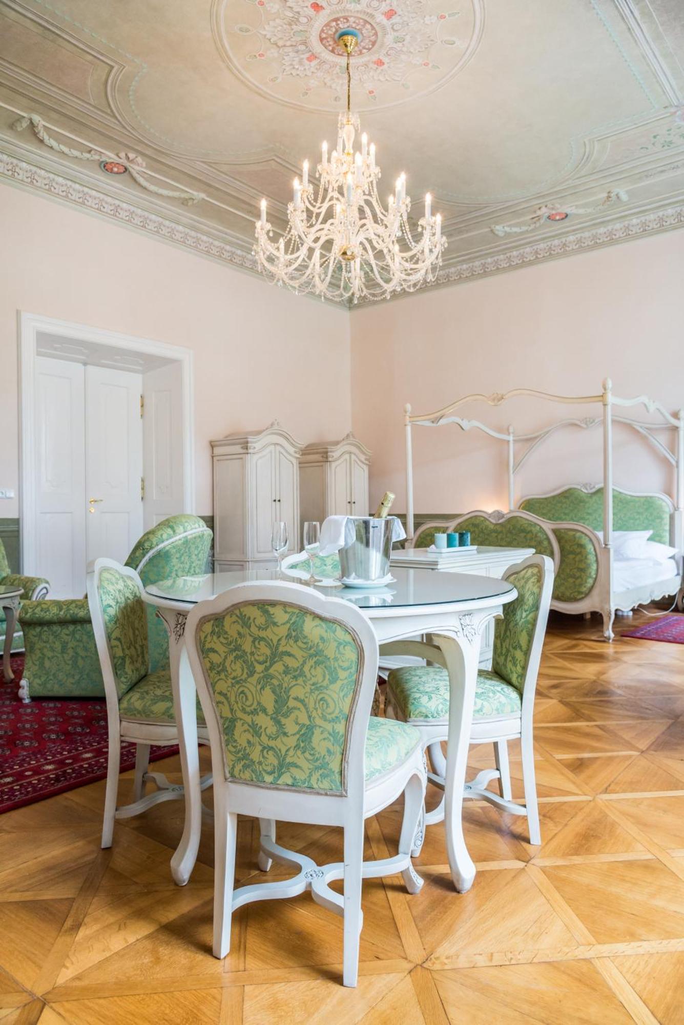 Zamek Hradek U Susice Hotel Kamer foto